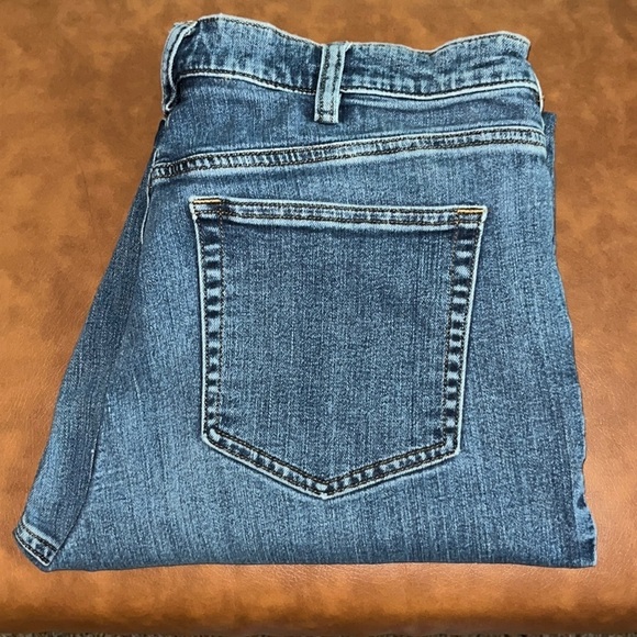 Duluth Trading Co. Straight Leg High Rise Size 12 x 33 - Picture 3 of 16